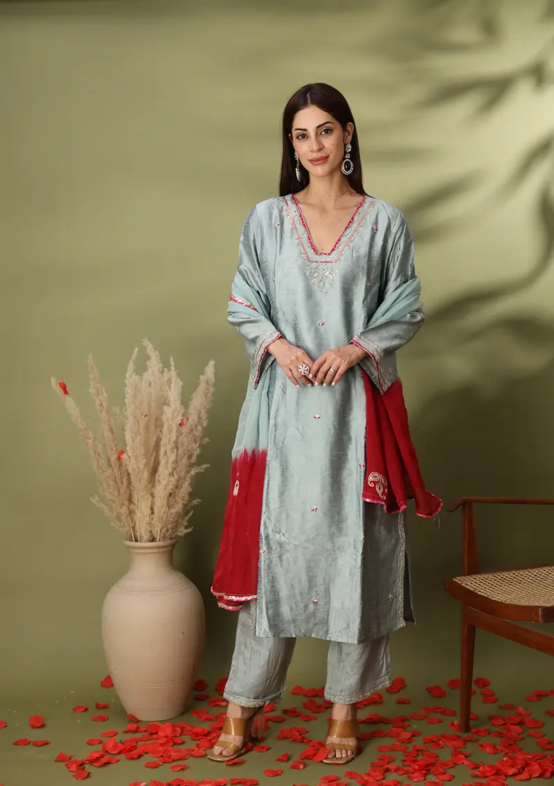 Amanat Royal Emerald Velvet Anarkali