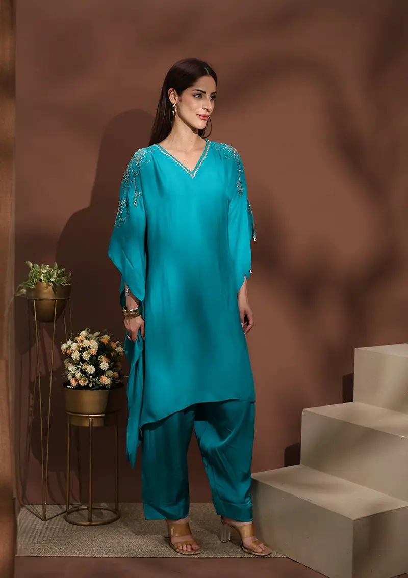Amanat Royal Crimson Zari Kurta Set