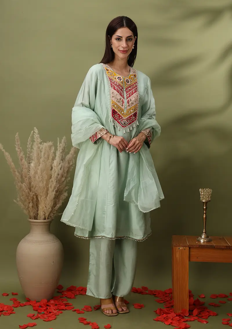 Zareen Wine Velvet Suit Set